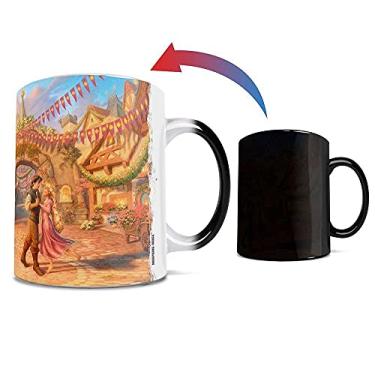 Imagem de Morphing Mugs Disney – Tangled – Rapunzel & Flynn Rider – Dancing in the Corona Courtyard – Uma caneca de cerâmica que muda de cor de 325 ml – Imagem revelada quando um líquido quente é adicionado!