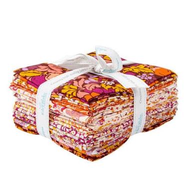 Imagem de Liberty Tree of Life Berry Botanicals Fat Quarter Bundle (13 peças) por Liberty Fabrics para Riley Blake 18 x 21 polegadas (45,72 cm x 53,34 cm) Cortes de tecido, tecido de colcha DIY