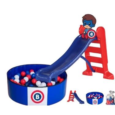 Imagem de Capitao piscina com bolinhas e escorregador