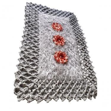 Imagem de Tapete De Luxo Crochê Artesanal Cinza Com Flor