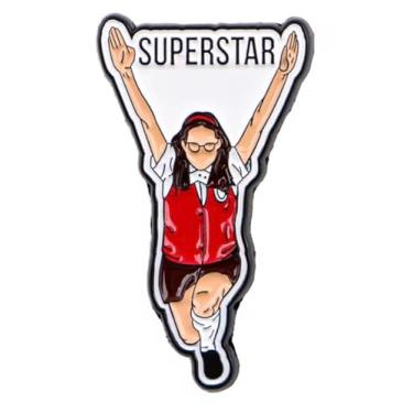 Imagem de Superstar Mary Katherine Gallagher Pose Uniforme Escolar Esboço Esboço Comédia Sábado Programa de TV Escritório Melhor Trabalho Prêmio Humor Piada Engraçada 3,5 cm Esmalte Pin Badge