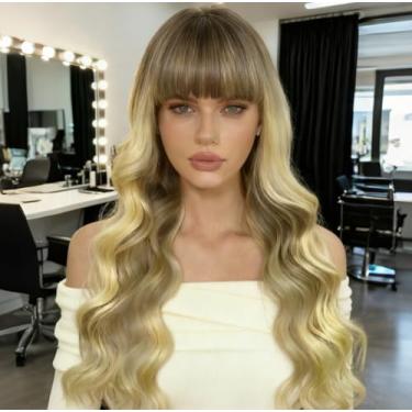 Imagem de EVLYNN Perucas loiras com franja peruca loira ondulada do corpo para mulheres peruca longa encaracolada com franja de ar sintética resistente ao calor raiz escura marrom sem cola peruca para festa