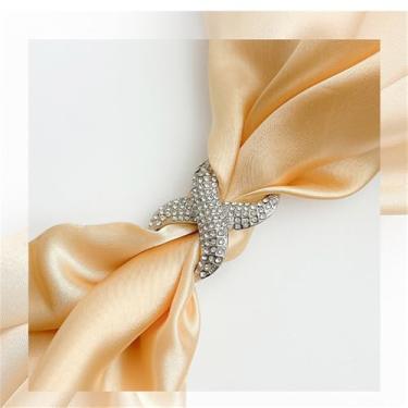 Imagem de Cachecol de seda infinito strass broche para mulheres moda cristal X corrente xale cachecóis fivela clipe broches delicados vestido acessórios casamento aniversário joias presente, Medium, Zinco, Sem