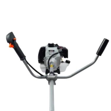 Imagem de Roçadeira Profissional Toyama Tbc43h 1,7hp 43cc + Óleo Stihl