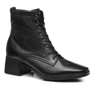 Imagem de Bota Pegada Feminina em Couro Preto 282305-05-Feminino