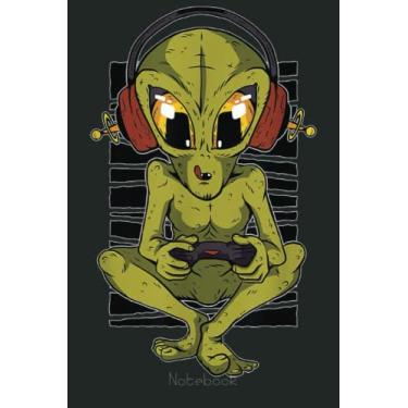 Imagem de Funny Alien Playing Video Games l Gamer Alien Graphic Notebook: Video Games Notebook and Tracker: Gamer's Journal Designed To Record Current and Future Gaming | Gaming Fire