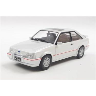 Imagem de Miniatura Carro Ford Escort XR3 (1987) California Classics - Escala 1/24 - Branco Perola