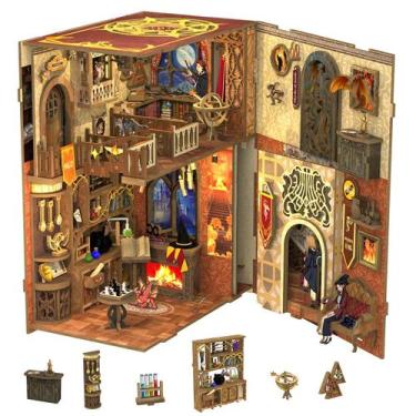 Imagem de Kit Book Nook CUTEBEE DIY Wooden Miniature Magic House
