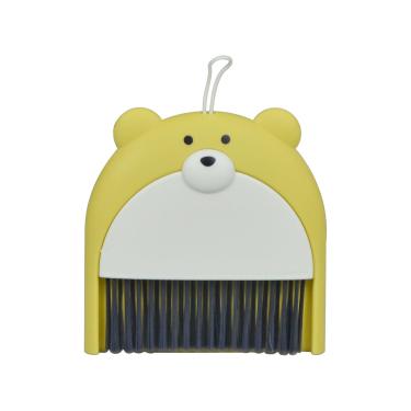 Imagem de KUILONGT Conjunto de vassoura pequena e pá de lixo, conjunto de mini vassoura manual e escova - design de urso fofo, ferramenta de limpeza compacta para mesa de bancada (amarelo)