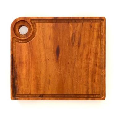 Imagem de Tábua de Corte de Madeira Maciça para Cozinha com Pés 30x25cm Ideal para Legumes, Carnes e Preparos Diários