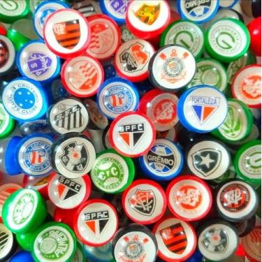 Imagem de Kit 100 Bolinhas 27mm Pula Pula Times de Futebol Brasileiro Festa Brinquedo Infantil