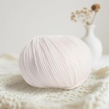 Imagem de Bolas de fio de lã macia para tricô e crochê, ideais para projetos de artesanato DIY