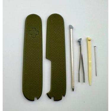Imagem de Capas de substituição para balanças Victorinox Plus 91 mm Texturizadas G10 alças com palito de dente Pinça Pin e caneta esferográfica (verde militar)