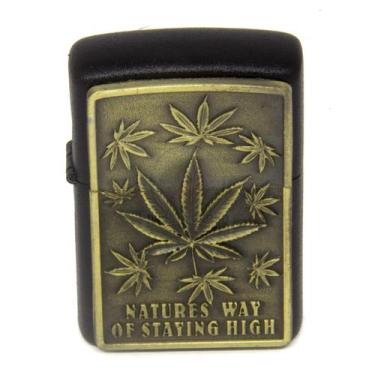 Imagem de Isqueiro Com Fluído Natures Stay High - Bicho da Graxa