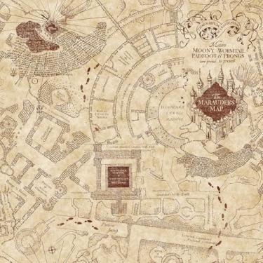 Imagem de RoomMates Papel de parede bege Harry Potter Marauder's Map Peel and Stick, RMK12435RL