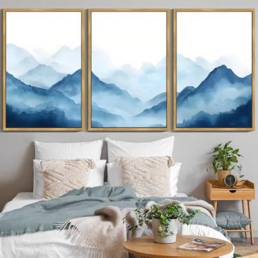 Imagem de KUVIOKE Blue Watercolor Mountains in Fog Framed Wall Art Wilderness Nature Landscape Painting Rustic Scenic Relax Cool Home Decor 61 x 91 cm (moldura natural)