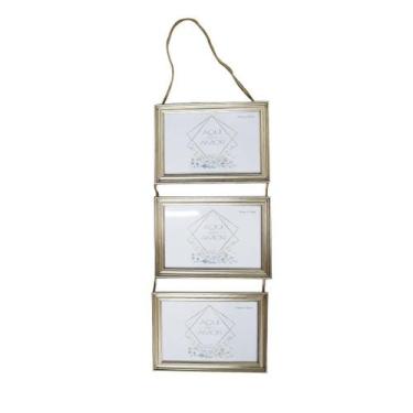 Imagem de Porta retrato com 3 fotos de plástico e cordão para pendurar 10x15cm -