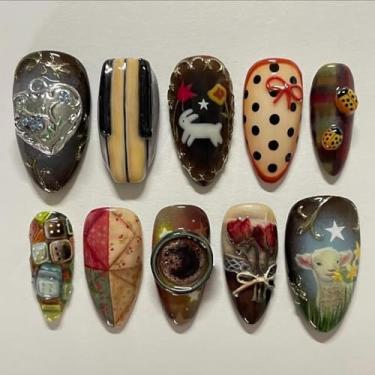 Imagem de 24 peças de unhas postiças de Halloween em forma de amêndoa, unhas falsas médias com besouro 3D, desenhos de cabra, reutilizáveis, acrílicos, artificiais, lisos, cobertura completa para mulheres