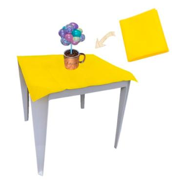 Imagem de Kit de Toalhas de Mesa TNT Quadradas, Amarelo, 70x70cm, 50 Unidades, Cobre Mancha Decorativo para Festas e Eventos