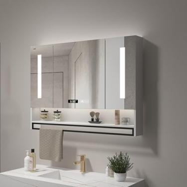 Imagem de Armário de remédios para banheiro de LED inteligente – Armazenamento de madeira montado na parede com recurso antiembaçamento, espelho de vaidade com visor de tempo, barra de toalha moderna e