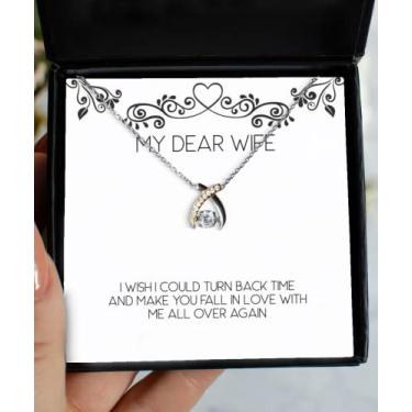 Imagem de Colar Epic Wife Wishbone Dancing Necklace I Wish I Could Turn Back Time and Make You Fall In Love, presente para esposa, presentes sarcásticos do marido