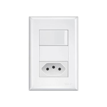 Imagem de Interruptor Simples e Tomada 2P+T 20A Fame Evidence com Placa 4x2 Branco