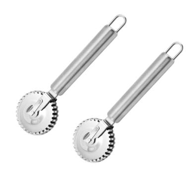 Imagem de 2 peças de roda de pastelaria de aço inoxidável, roda de cortador de massa com cabo longo de madeira, carimbos de cortador com roda de rolo de 5,5 cm, roda de cortador de pizza para ravioli de massa