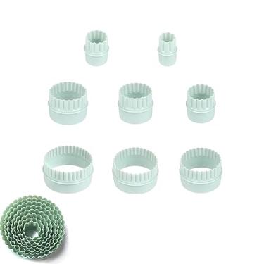 Imagem de NentMent Pacote com 8 cortadores de biscoito redondos, cortador de prensa de pele, lâminas frente e verso, molde de carimbo de borda lisa e enrugada para bolinhos de massa, bolinho, fondant