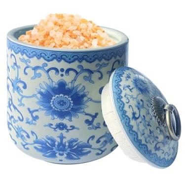 Imagem de JiTiMi Saleiro de cerâmica com tampa, design floral azul vintage com anel de puxar - recipientes de sal e pimenta para bancada, pote de sal, suporte de sal, prato para cozinha, armazenamento de