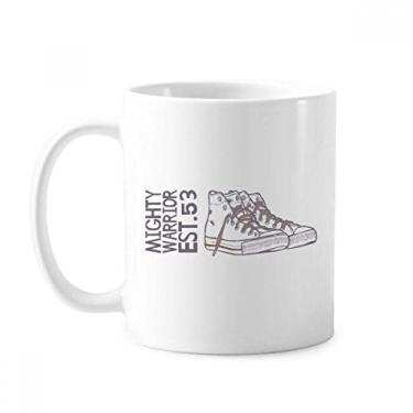 Imagem de Sapatos de lona pintados à mão ilustração caneca cerâmica xícara de porcelana café louça