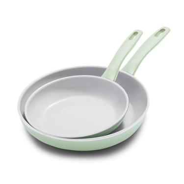 Imagem de GreenPan Dover Conjunto de frigideira antiaderente de cerâmica saudável, 20 cm e 25 cm, sem PFAS, lavável na lava-louças, alça confortável, verde pastel