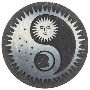 Imagem de Adesivo Shungite para celular tablet laptop - placa de proteção 1 peça - redondo tamanho grande 50 mm ~ 5 cm - gravação profunda dia noite - autêntico tipo Shungite II