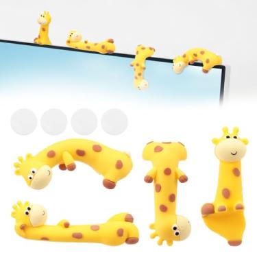 Imagem de Conjunto de 4 peças de estatueta de girafa de mesa, mini estatuetas de girafa de resina, escultura artesanal 3D, pequena estátua de girafa fofa para escritório, mesa, painel de carro, decoração de