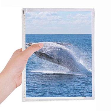 Imagem de Caderno com imagem natureza de peixe jubarte oceano com folhas soltas diário recarregável