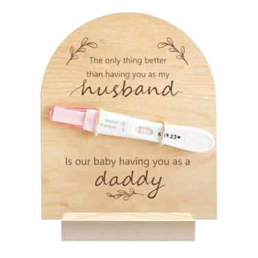 Imagem de GOMAKERER 1 placa de anúncio de gravidez de madeira, "Have You as a Daddy", lembrança de madeira para teste de gravidez com base e corda de barbante para dar de presente para exibição