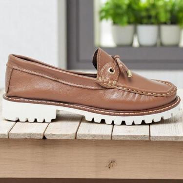 Imagem de Mocassim Feminino Marrom Tratorado De Couro Com Lacinho Delicado Confo