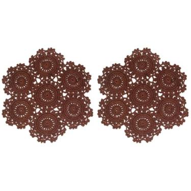 Imagem de BOMHCS 2 peças de toalhas de renda de 23 a 25 cm, 7 porta-copos de crochê conectados com flores pequenas, decorações de casamento de Dia das Bruxas (marrom, 23 cm a 25 cm, pacote com 2 peças)