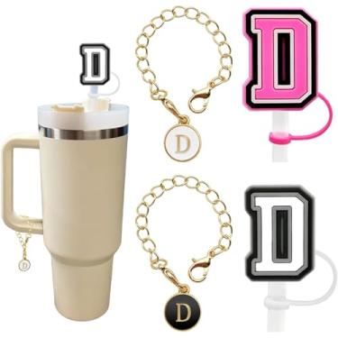 Imagem de 4 peças de acessório de garrafa de água com letras fofas compatíveis com copos Stanley, tampa de cobertura de canudo à prova de poeira de silicone, pingente de chaveiro de copo personalizado