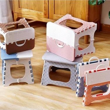 Imagem de Banqueta Banquinho Dobrável De Plástico Resistente Para Viagem(ALEATORIO,2 UNIDADE)