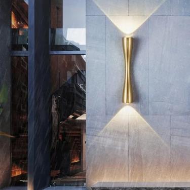Imagem de GZZBMY LED Apliques de parede exterior IP65 impermeável alumínio candeeiros de parede modernos Up Dow iluminação interior/exterior para corredores, alpendres terraço, luz branca dourada, 24,5 cm)