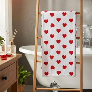 Imagem de Toalha de Banho Felpuda Corações Vermelho 100% Algodão Teka 70x1,35cm - Toque Macio e Alta Absorção