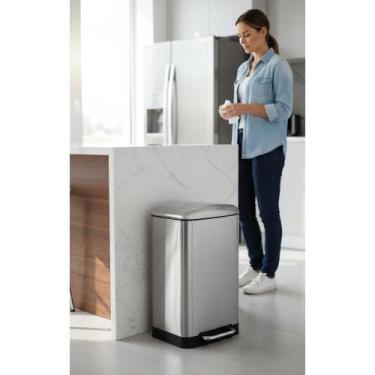 Imagem de Lixeira Inox 30L com Pedal e Amortecedor Elegante - Congratulations St
