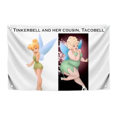 Imagem de Bandeira engraçada com citação de fada de 0,8 x 1,5 m "Tinkerbell and Her and Cousin, Tacobell" com quatro ilhós de latão - Tapeçaria de poliéster engraçada bandeira de fada para uso externo ou