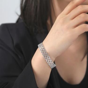 Imagem de Pulseira feminina banhada a ouro 18 quilates - punho de textura delicada tecida, pulseira hipoalergênica personalizada que não mancha, presente de aniversário de Natal, joias modernas, Hollow open