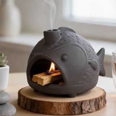 Imagem de MOUGIGI Suporte Palo Santo em forma de peixe preto feito à mão - Queimador de sálvia encantador para incenso de cone e chaminé com chaminé - Presente atencioso para limpeza energética, ioga, spa