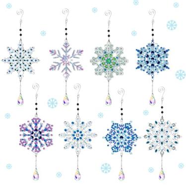 Imagem de Uiifan 8 conjuntos de enfeites de pintura de diamante de flocos de neve de Natal 5D kits de pintura de flocos de neve de inverno arte de diamante enfeites de Natal pingente de Natal pendurado de inverno DIY decorações de sino de vento
