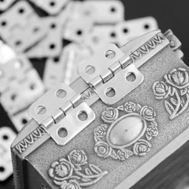 Imagem de 40 peças de mini dobradiças, dobradiça de ferro retrô em miniatura dobradiças de rotação de 180 graus para artesanato caixa de joias armário de peito (prata, 12 x 14 mm)