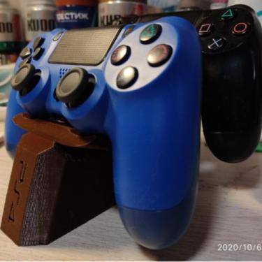 Imagem de Suporte 2 Controles PS4 C/ Logo Preto - 3D TECH