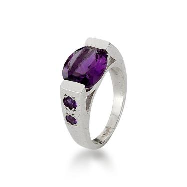 Imagem de Anel Com Pedra Natural Oval Prata 925 - 15 - Ametista
