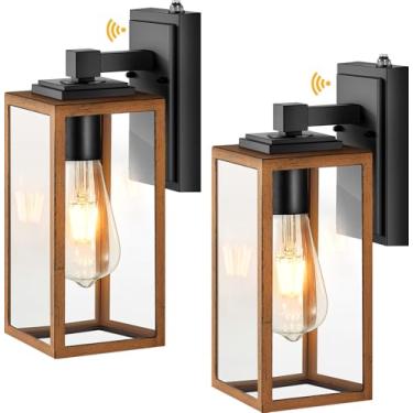 Imagem de VIANIS 2 pacotes de luz de garagem ao ar livre, luminária de parede externa do crepúsculo ao amanhecer para casa, lanterna de ônibus de grão de madeira com vidro temperado, suporte de parede de